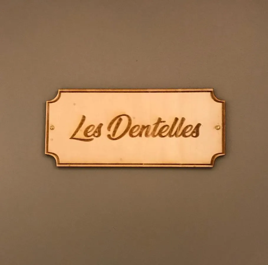 Chambres d'Hôtes et Gîtes Le Mas Mellou Orange  France